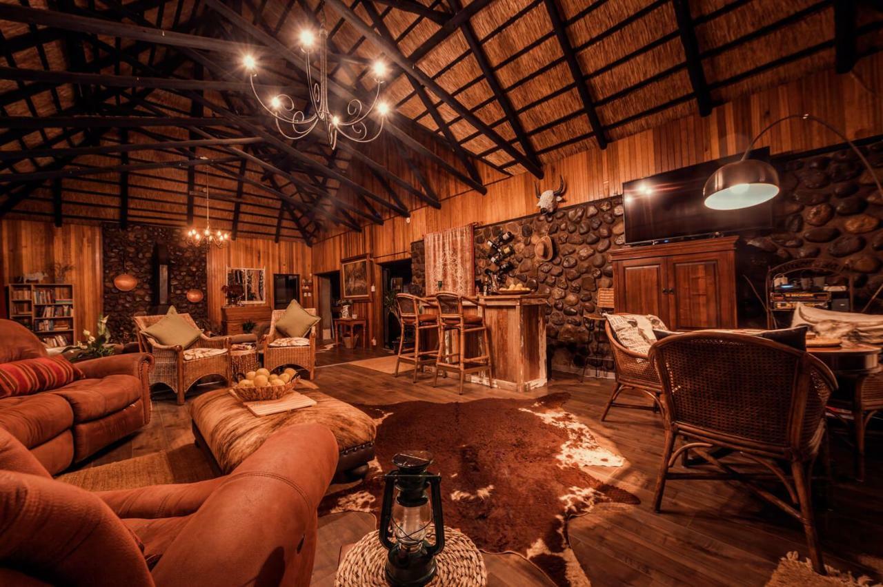Kukummi Lodge - Formerly Mackaya Bella Country Lodge Champagne Valley Eksteriør bilde